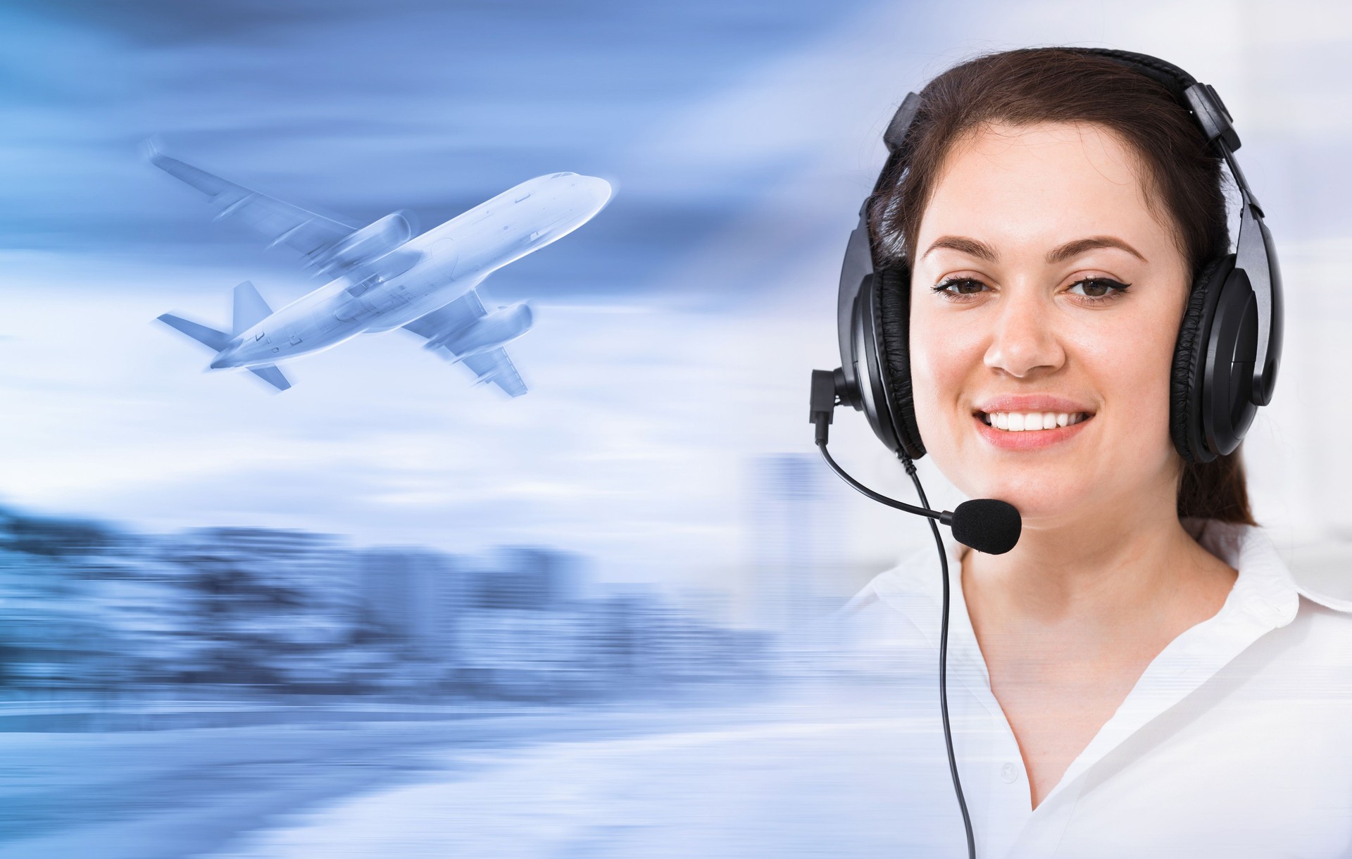Dispatcher navigating plane